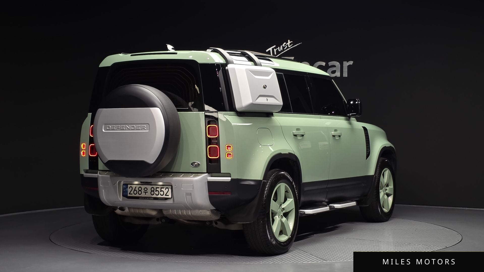 Land Rover Defender 2023 — миниатюра 2