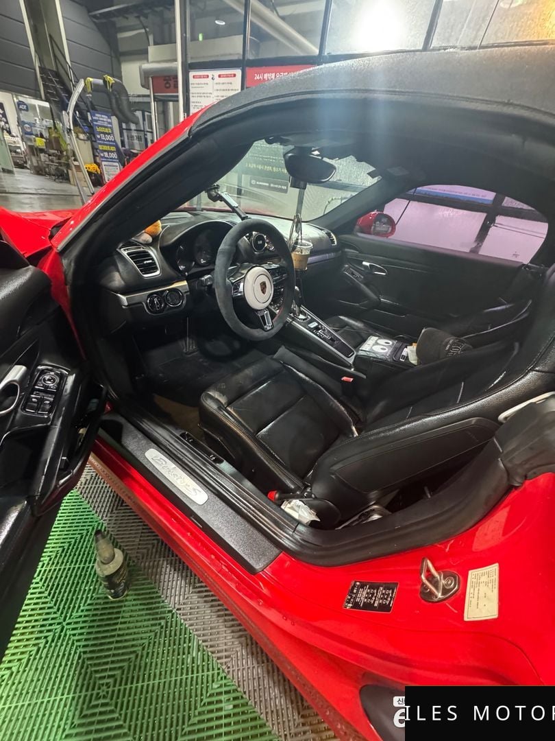 Porsche Boxster 2015 — миниатюра 12