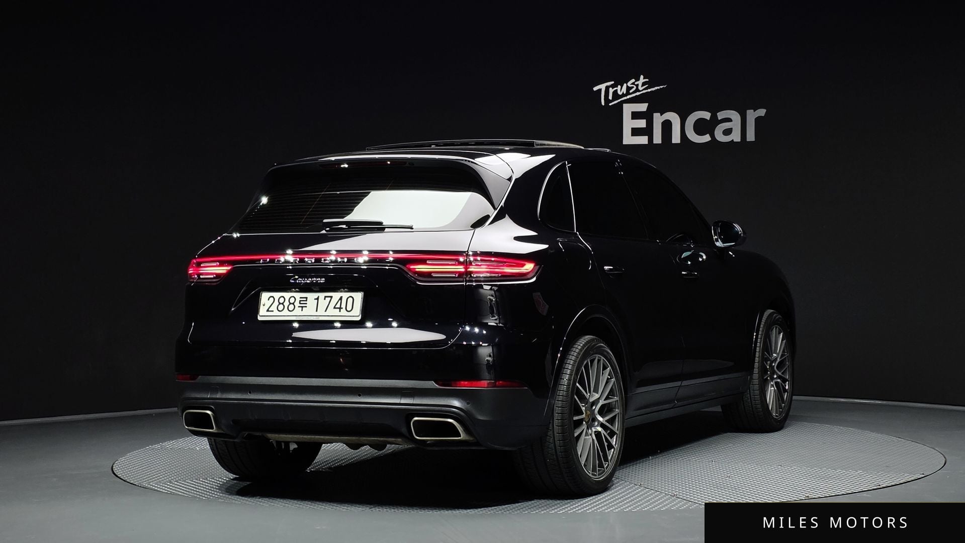 Porsche Cayenne 2020 — миниатюра 2