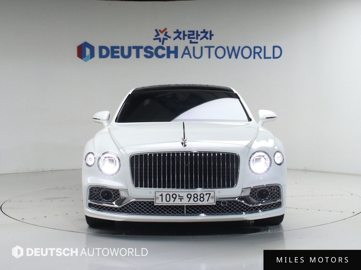 Bentley Flying Spur 2021 — миниатюра 3