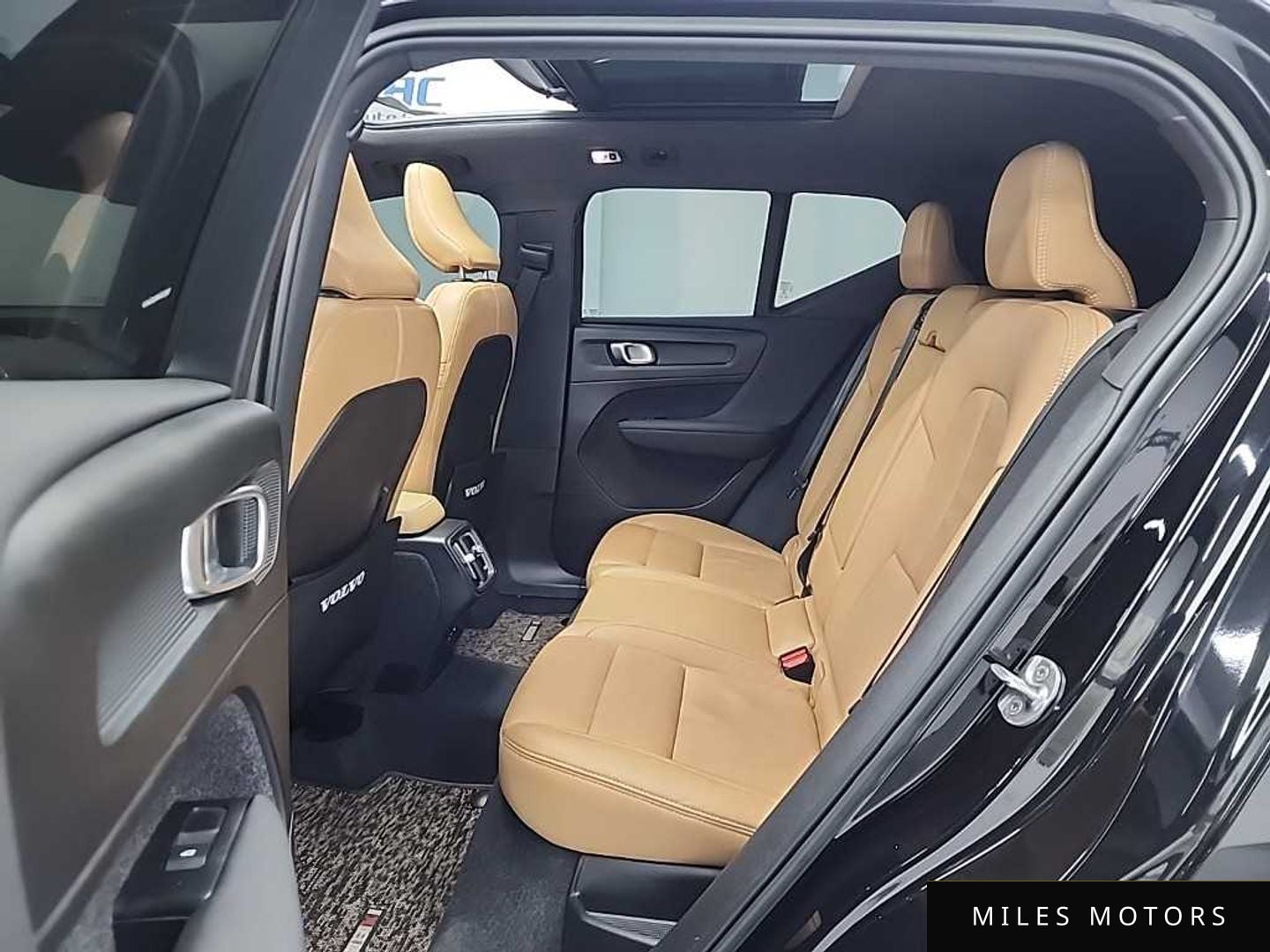 Volvo XC40 2022 — миниатюра 12