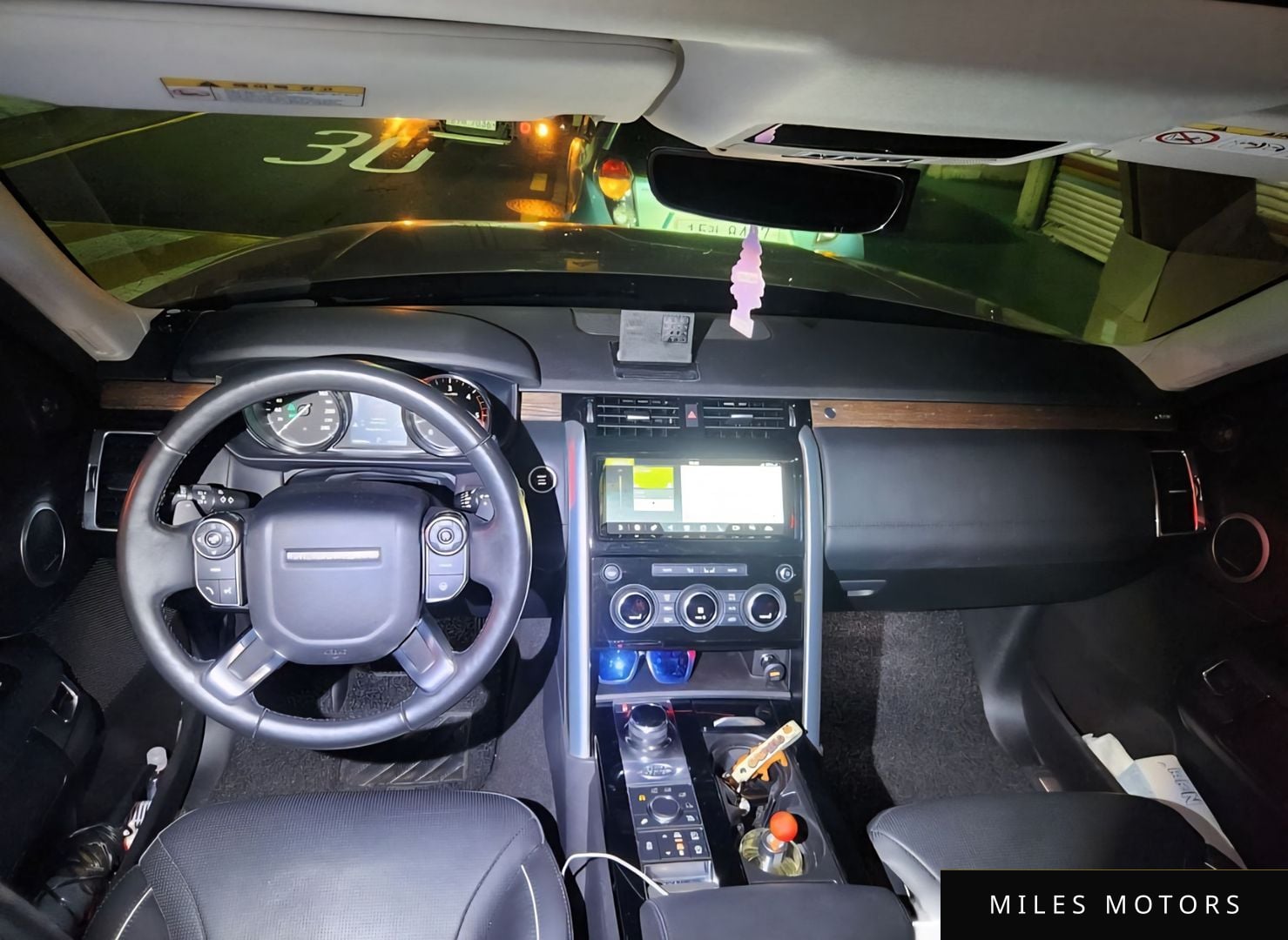 Land Rover Discovery 2017 — миниатюра 4