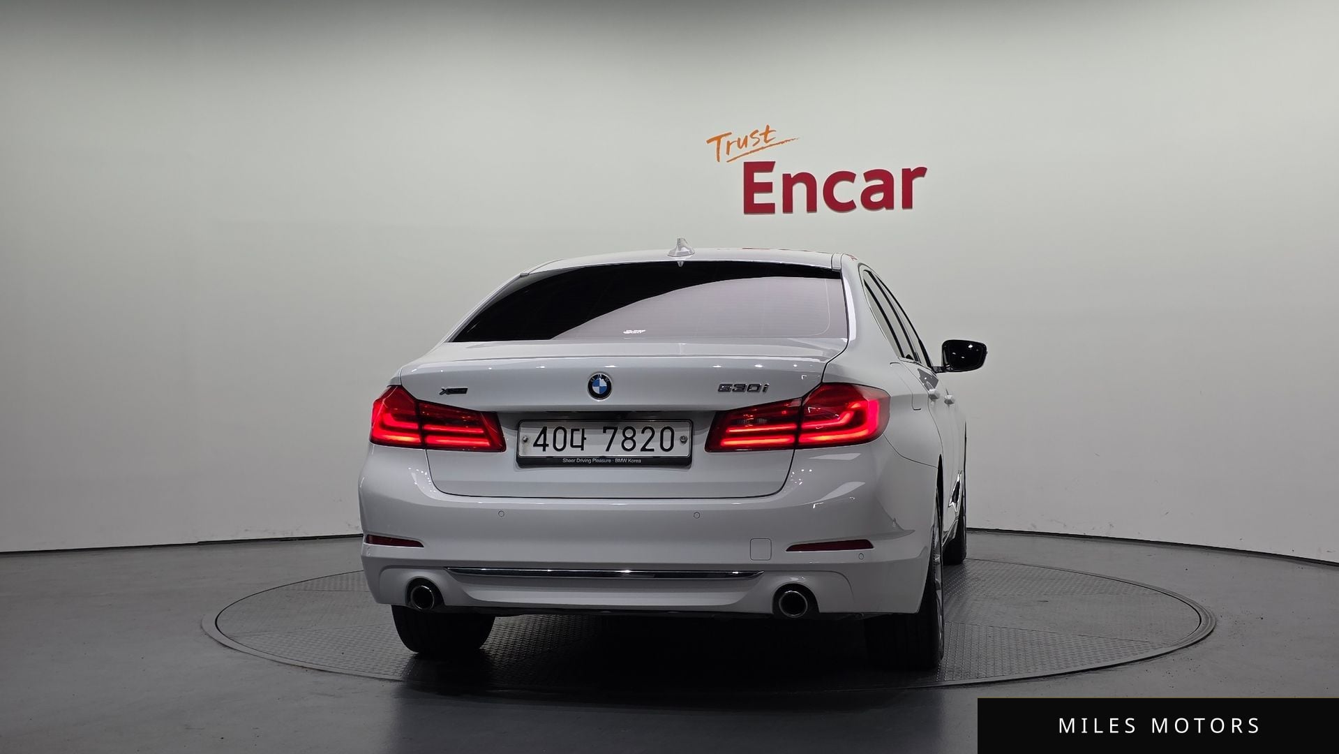BMW 5 Series (G30) 2019 — миниатюра 4