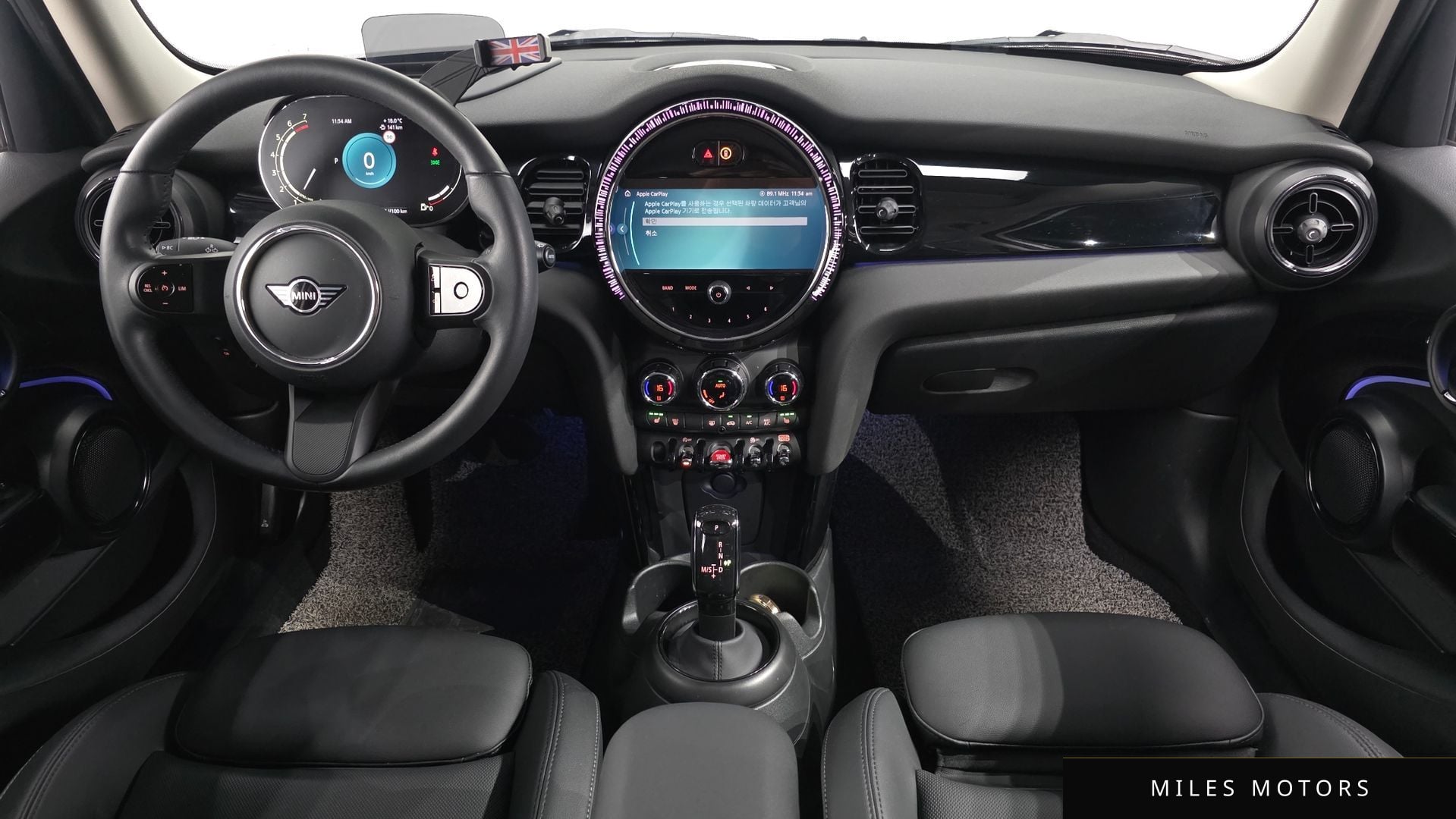 MINI Cooper 2023 — миниатюра 10