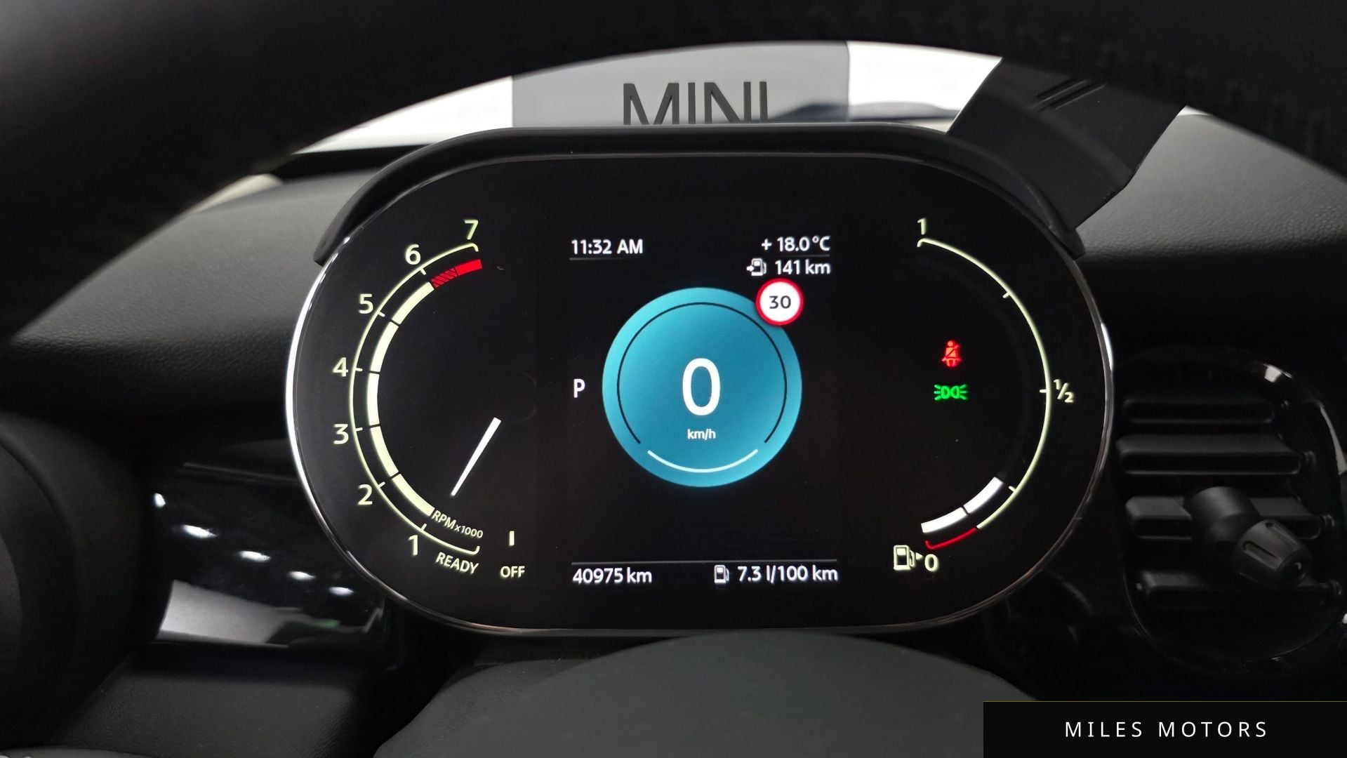MINI Cooper 2023 — миниатюра 11