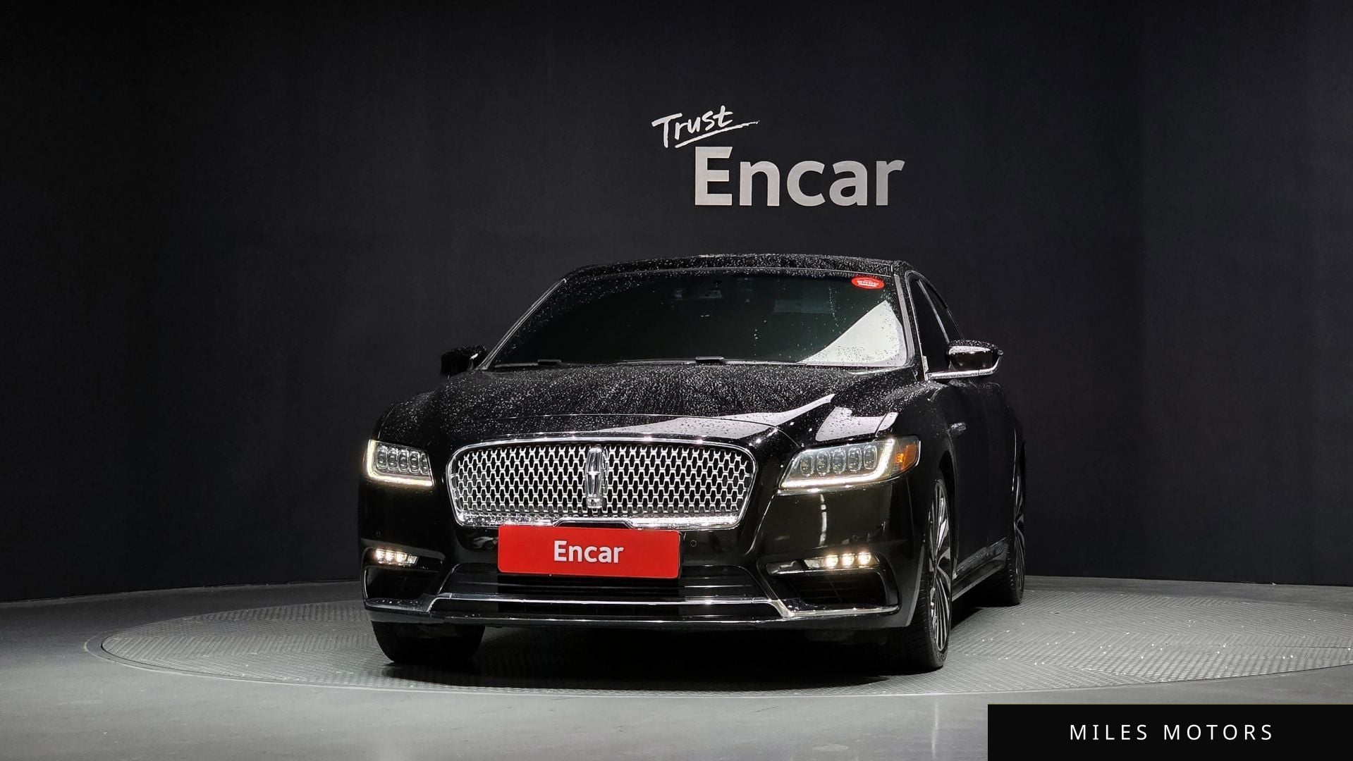 Lincoln Continental 2017 — миниатюра 3