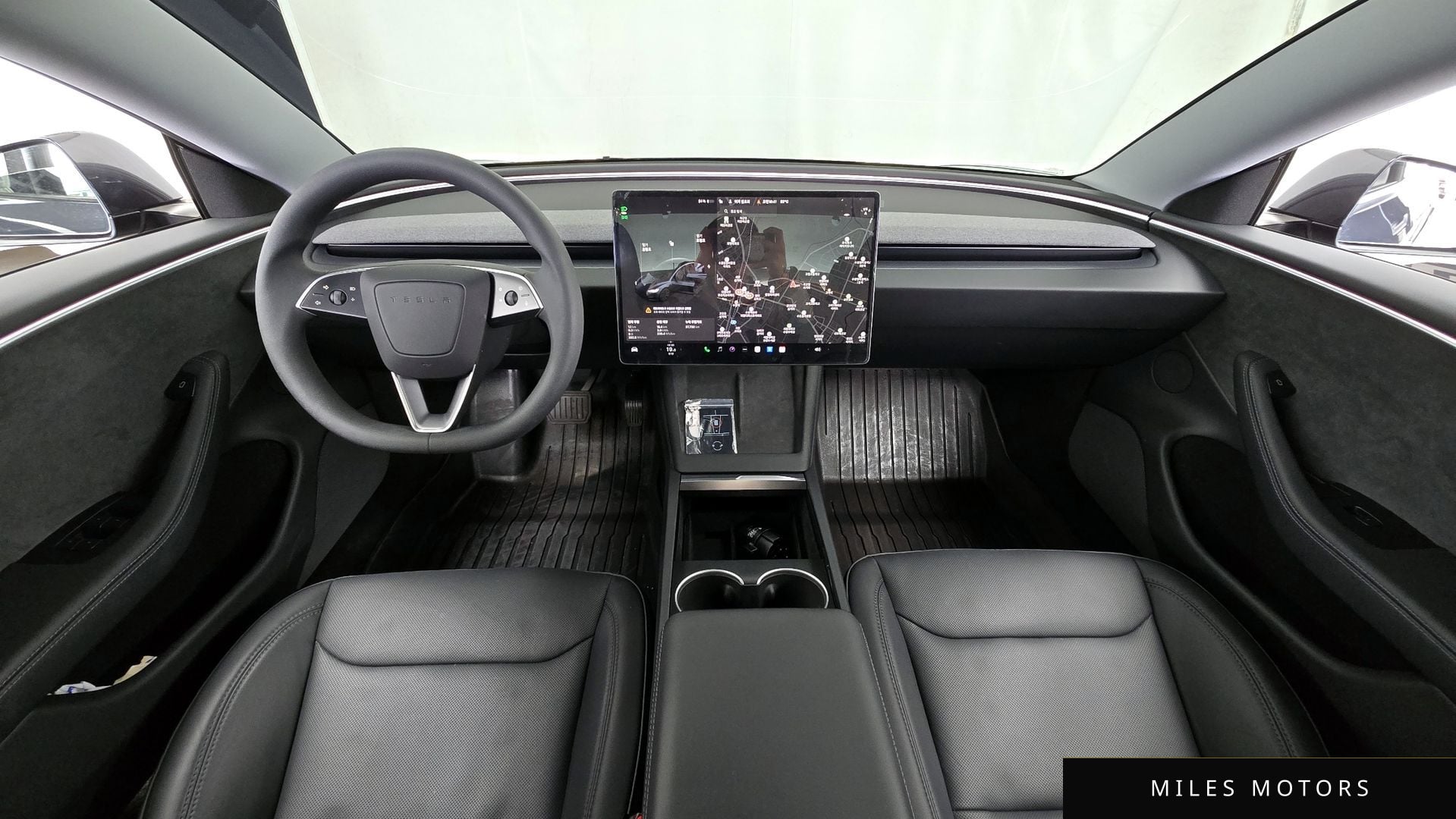 Tesla Model 3 2024 — миниатюра 10