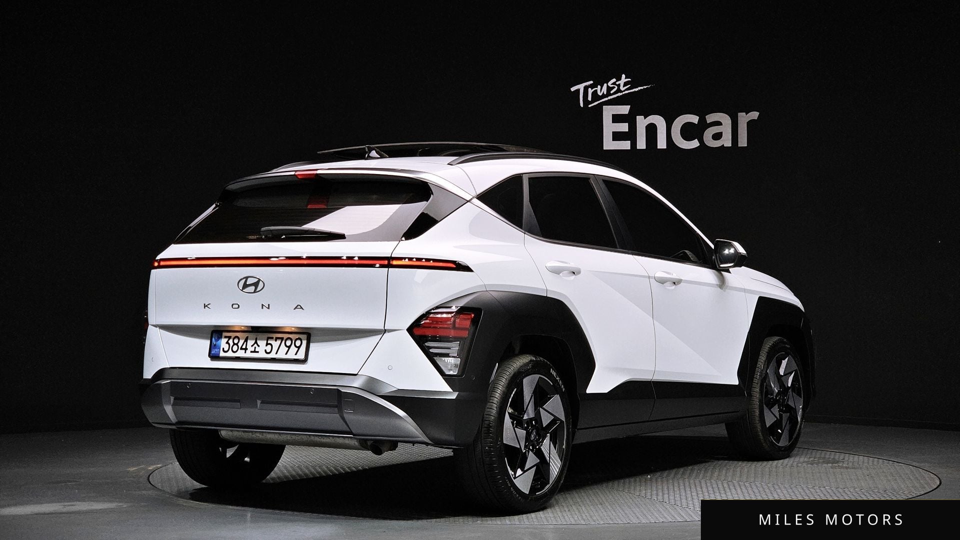 Hyundai Kona 2023 — миниатюра 2