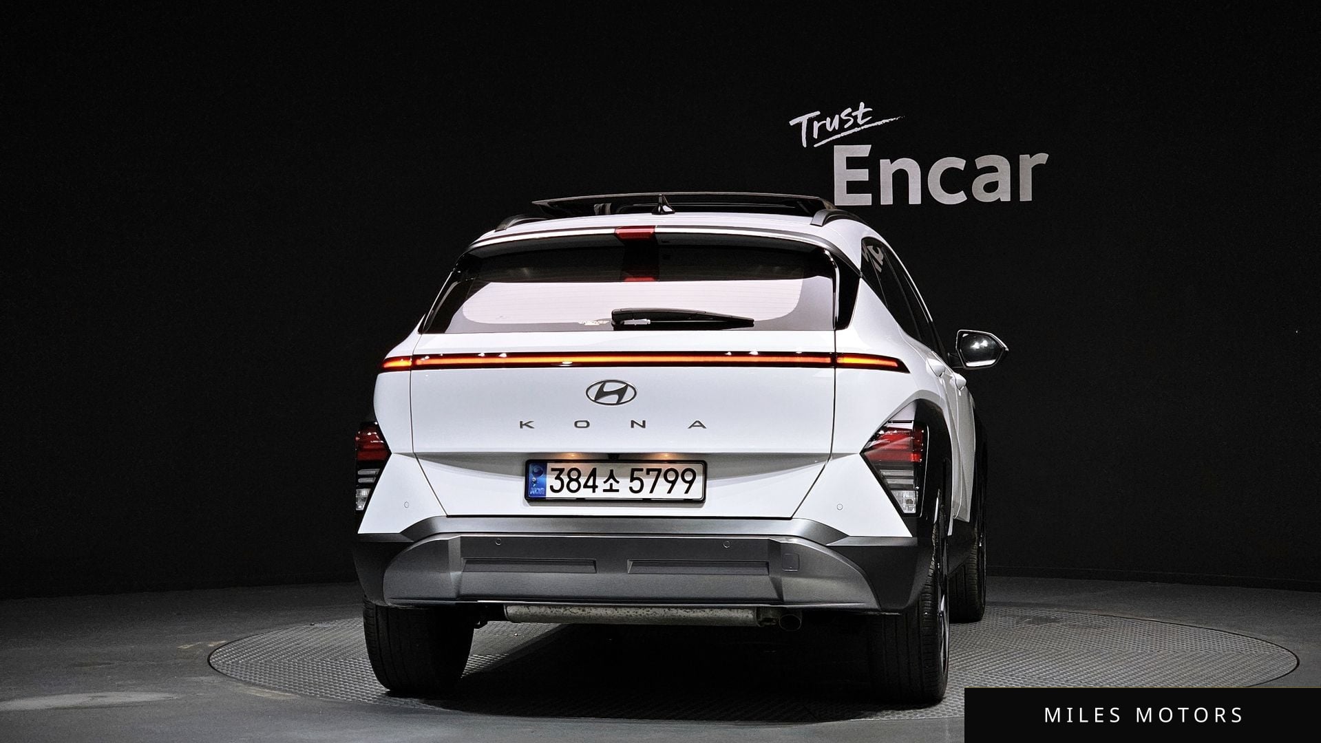 Hyundai Kona 2023 — миниатюра 4