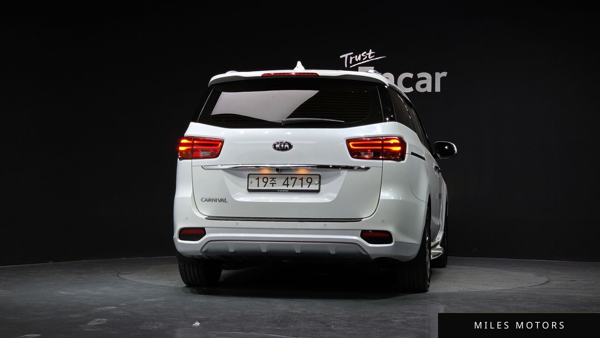 Kia Canival 2019 — миниатюра 4
