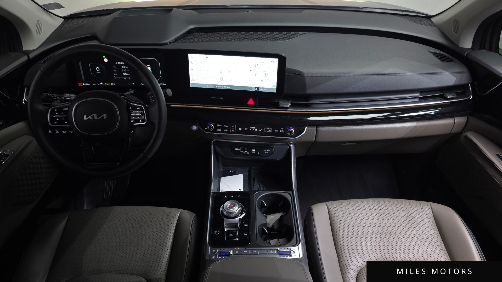 Kia Canival 2025 — миниатюра 9