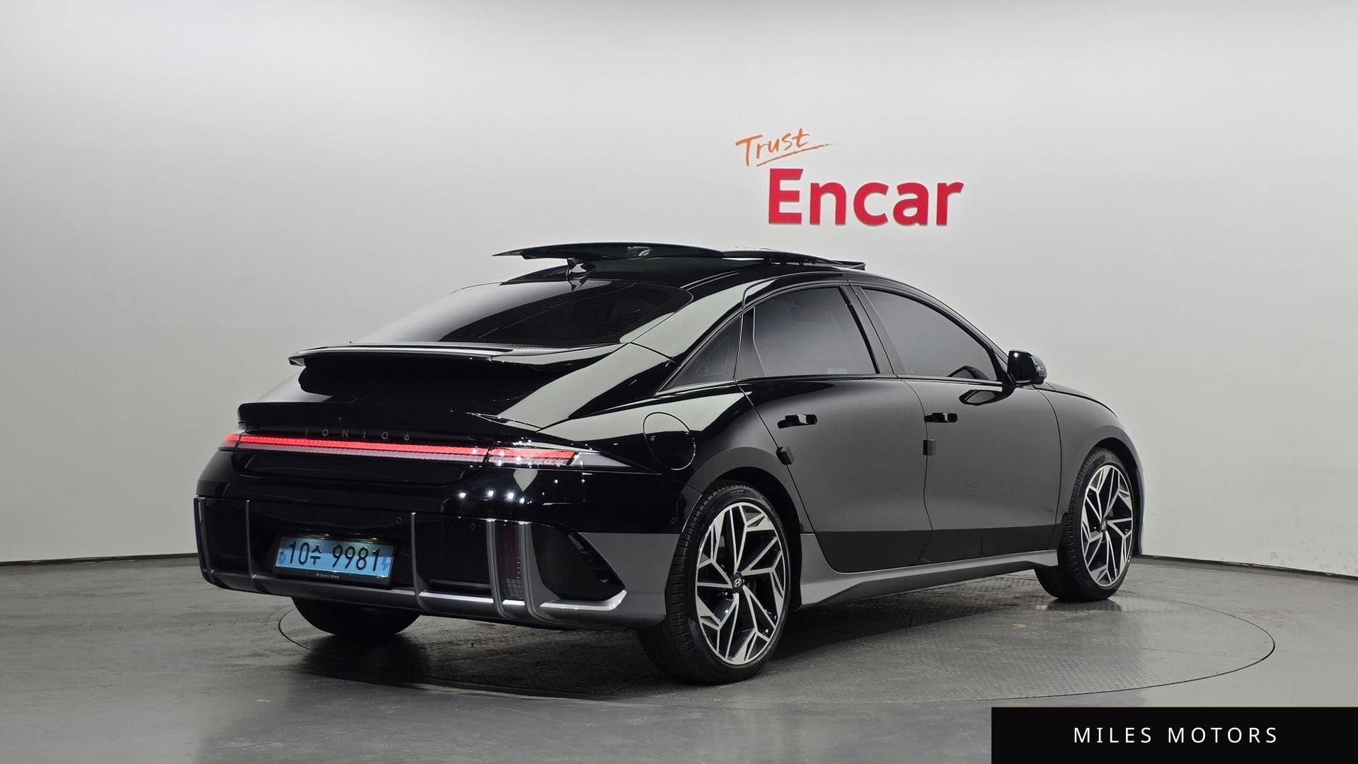 Hyundai Ioniq6 2023 — миниатюра 2