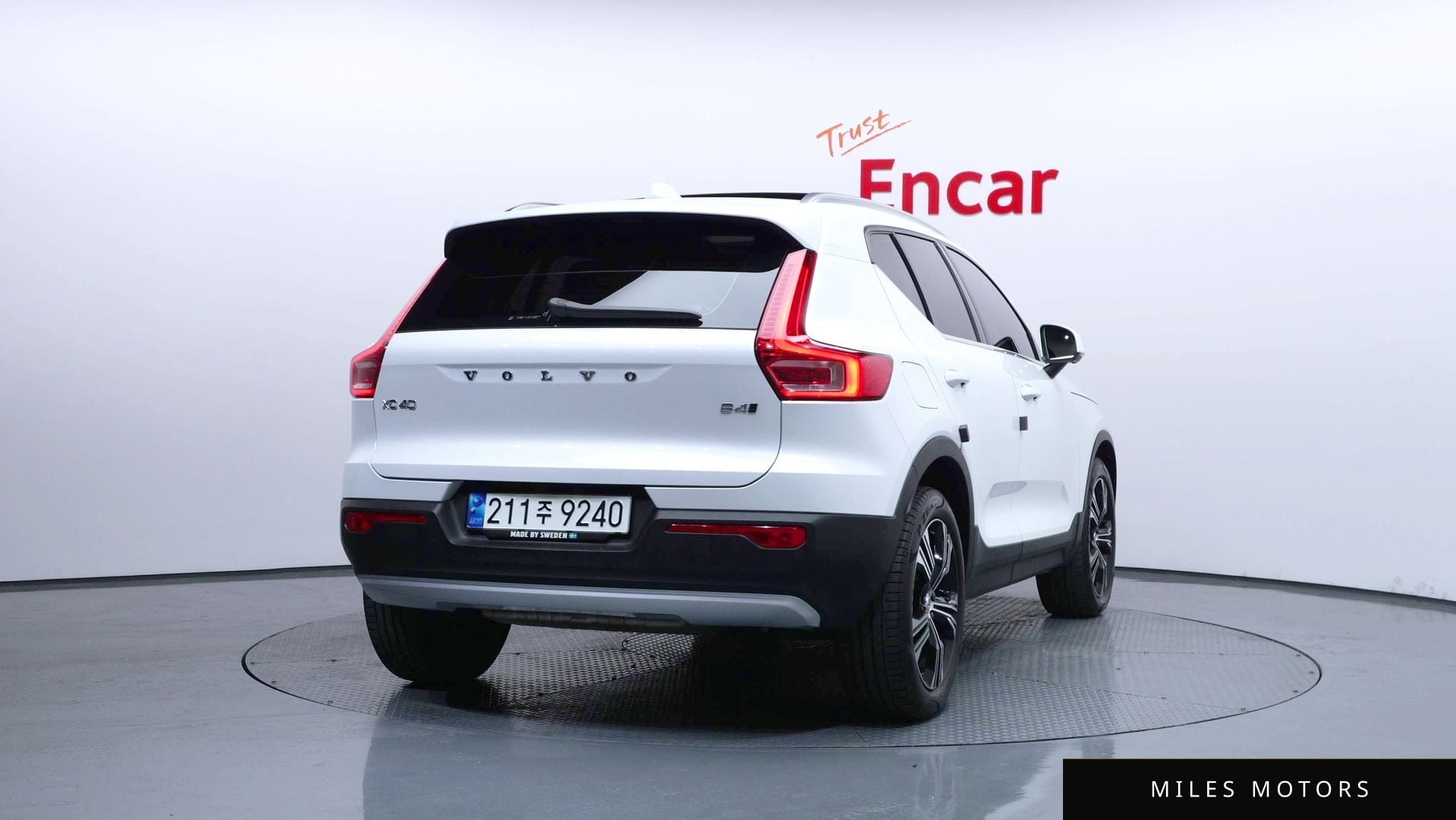 Volvo XC40 2022 — миниатюра 4