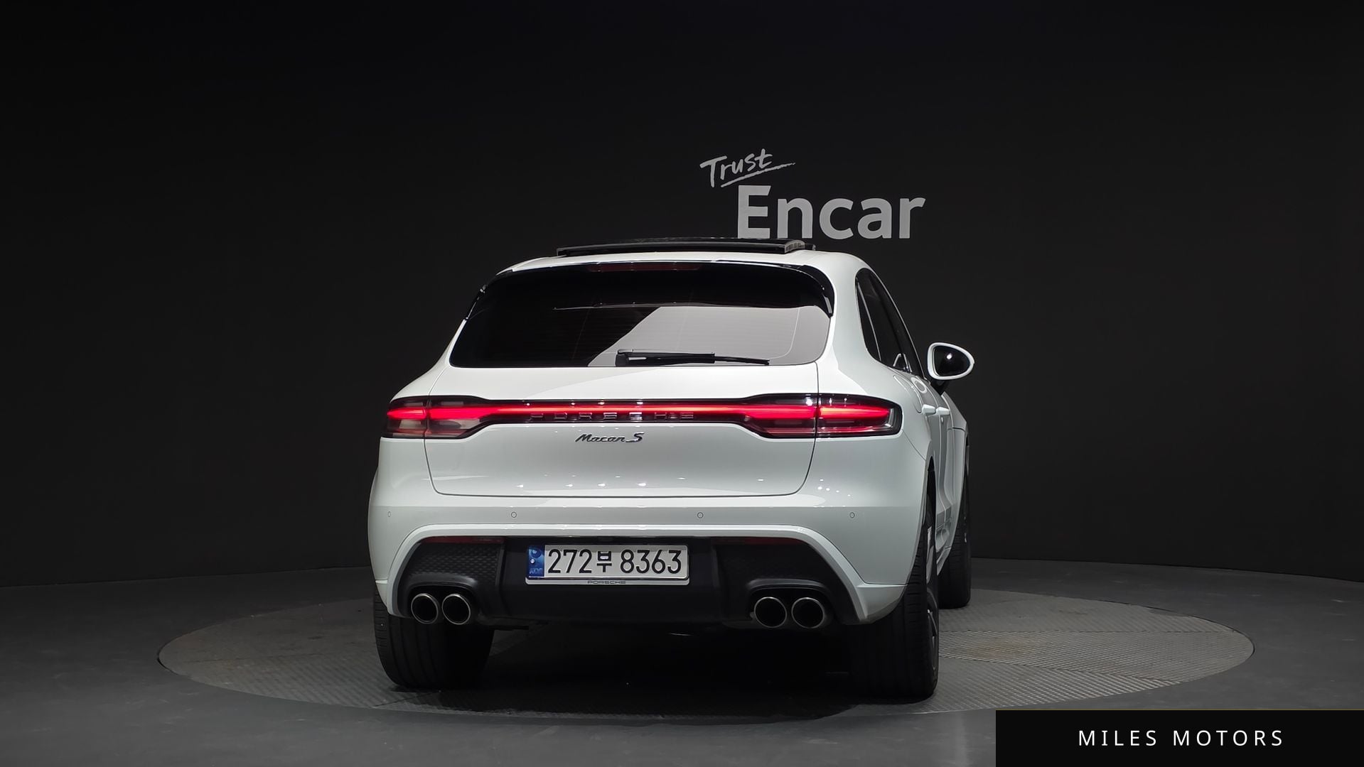 Porsche Macan 2023 — миниатюра 4