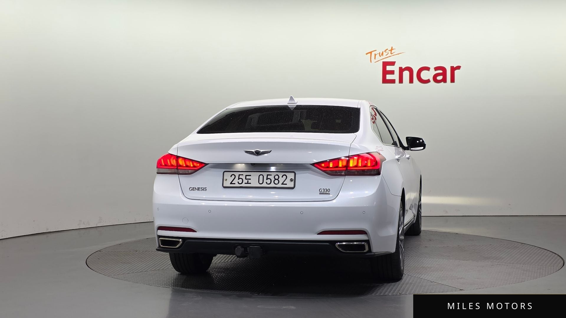 Hyundai Genesis 2016 — миниатюра 4