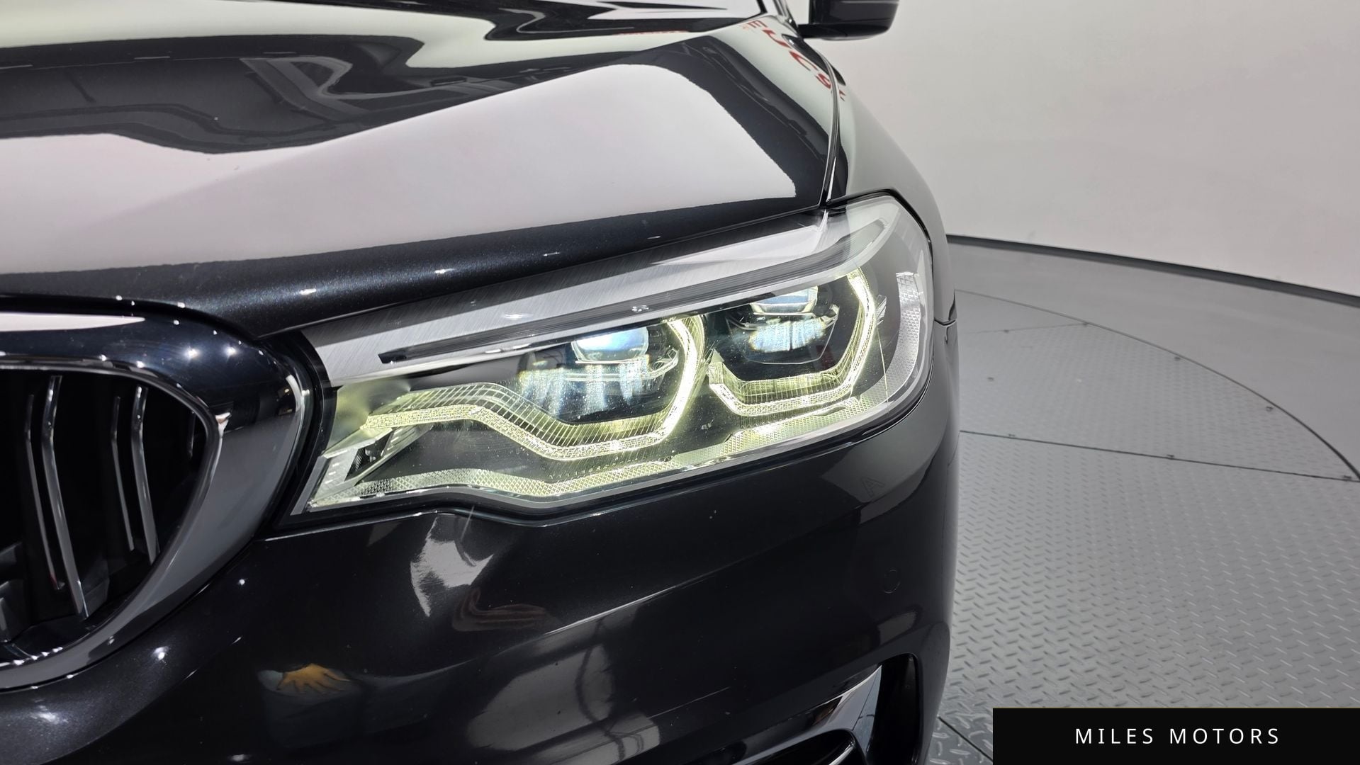 BMW 5 Series (G30) 2018 — миниатюра 7