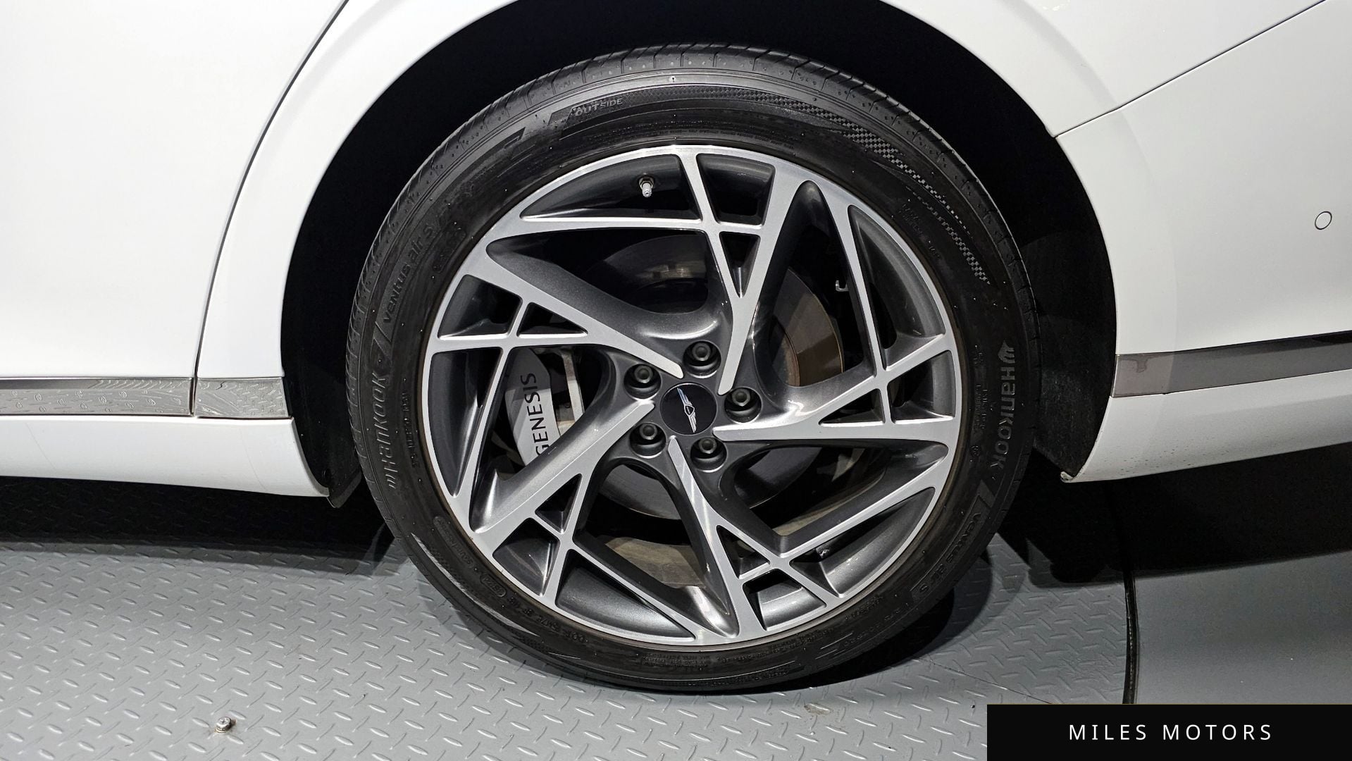 Genesis G90 (RS4) 2022 — миниатюра 7