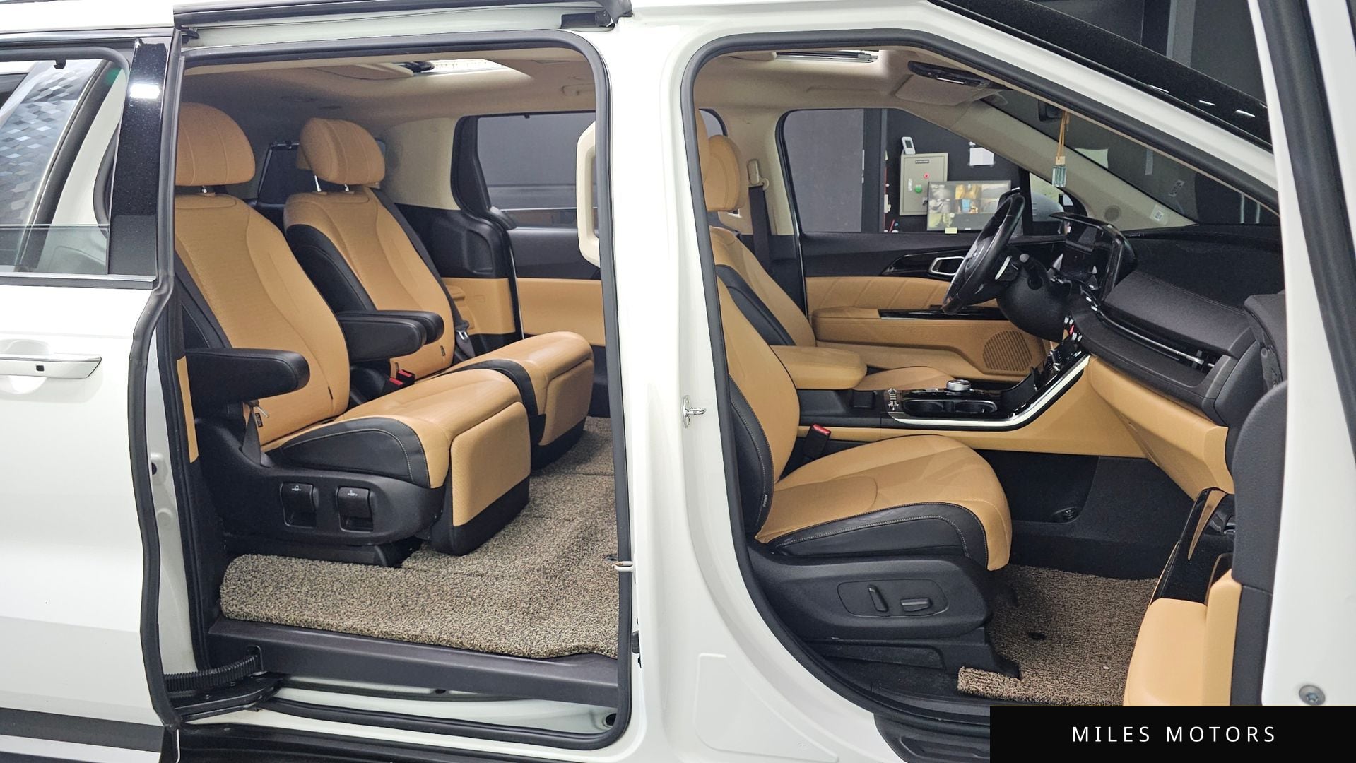 Kia Carnival 2021 — миниатюра 12