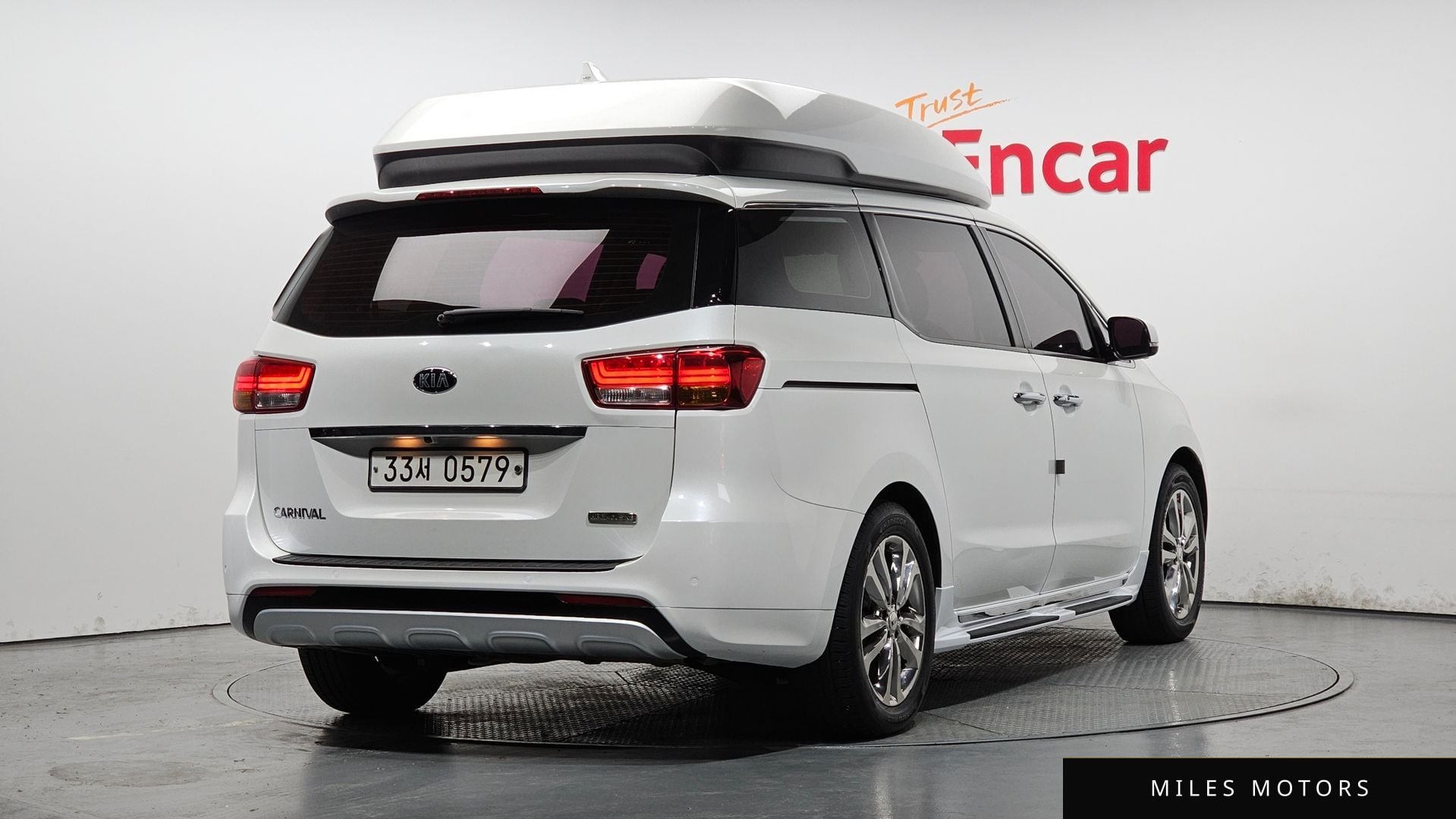 Kia Canival 2016 — миниатюра 2