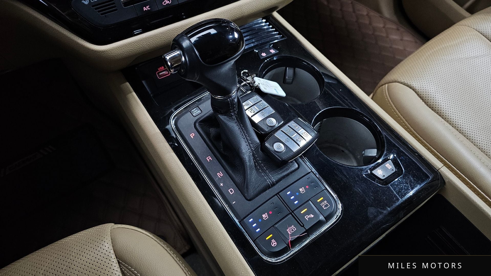 Kia Canival 2016 — миниатюра 12