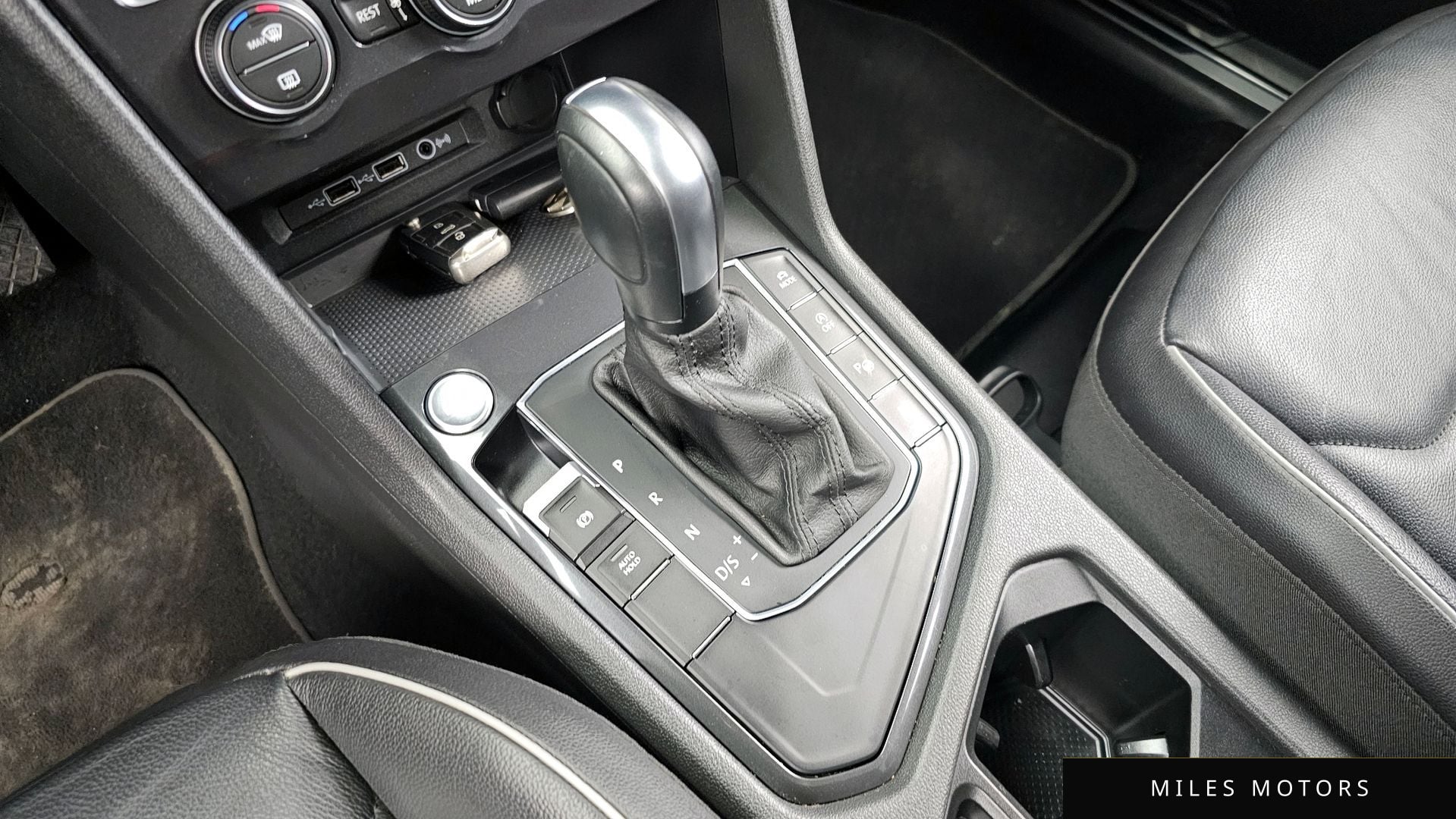Volkswagen Tiguan 2020 — миниатюра 9