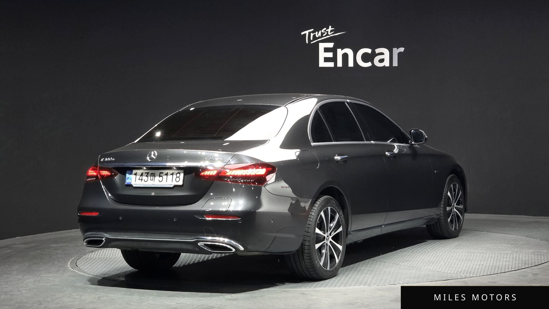 Mercedes-Benz E-Class W213 2021 — миниатюра 2
