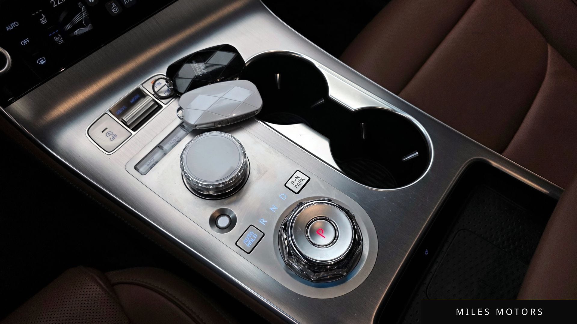 Genesis GV70 2025 — миниатюра 12