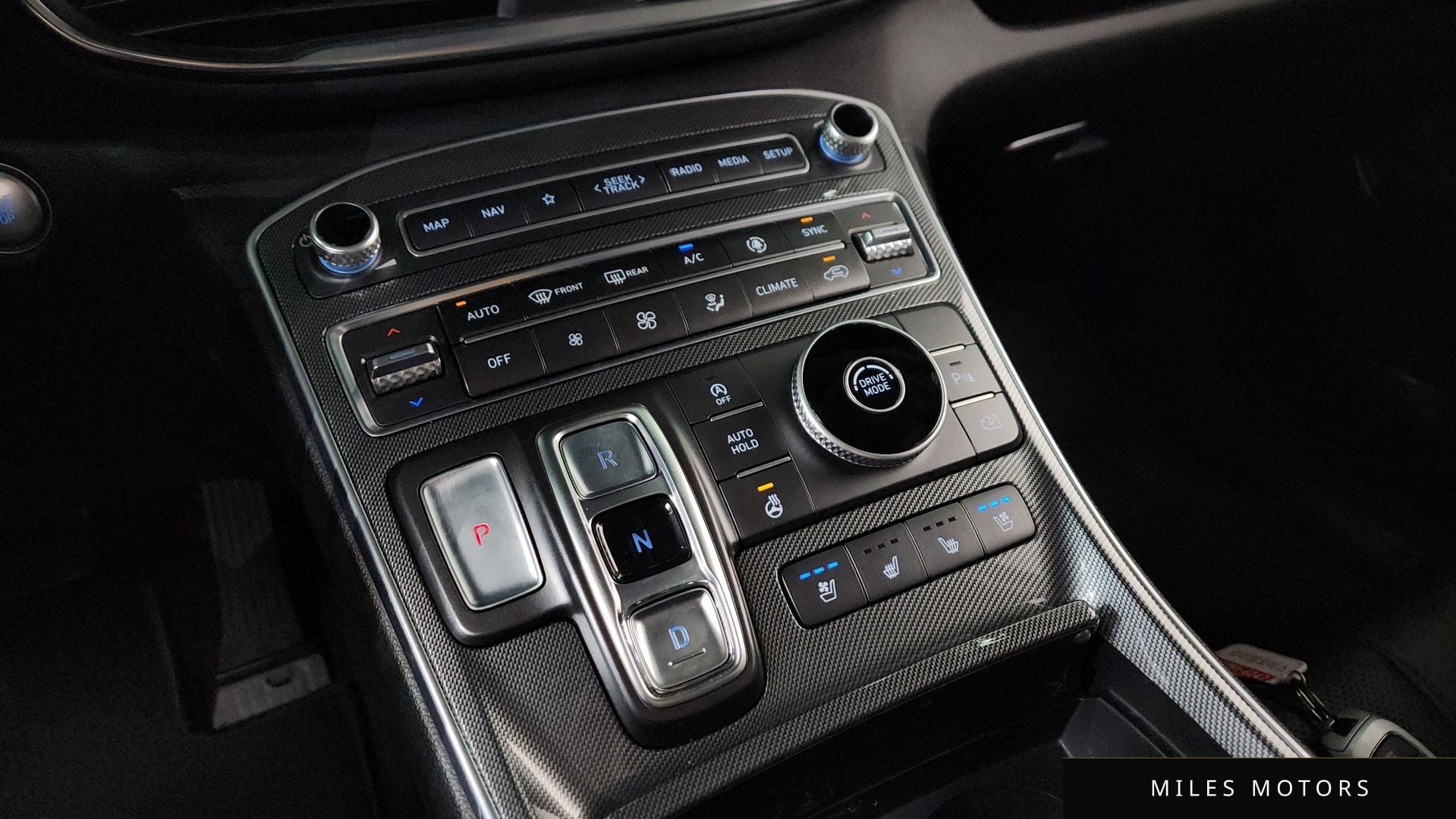 Hyundai Santafe 2021 — миниатюра 12