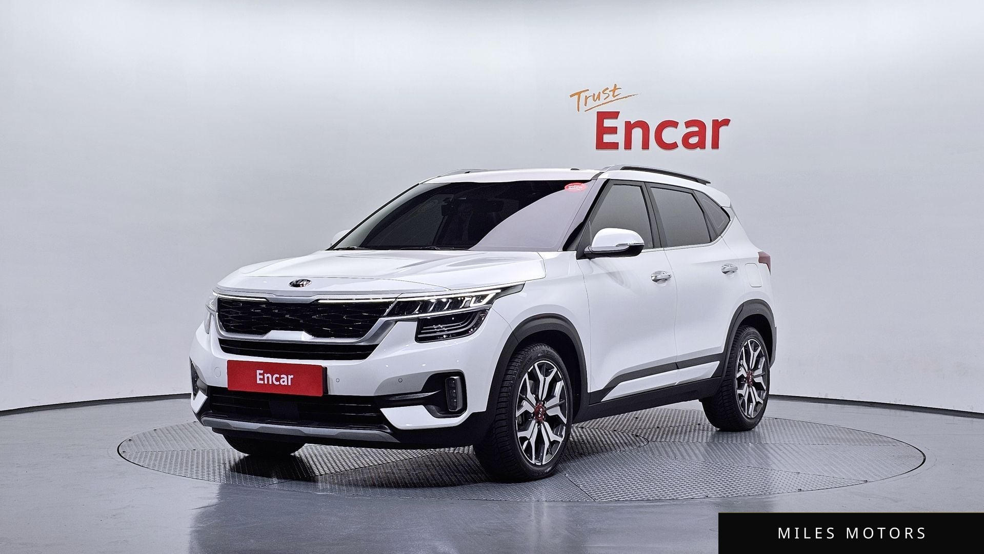 Kia Seltos 2021 — фото 1 из 12