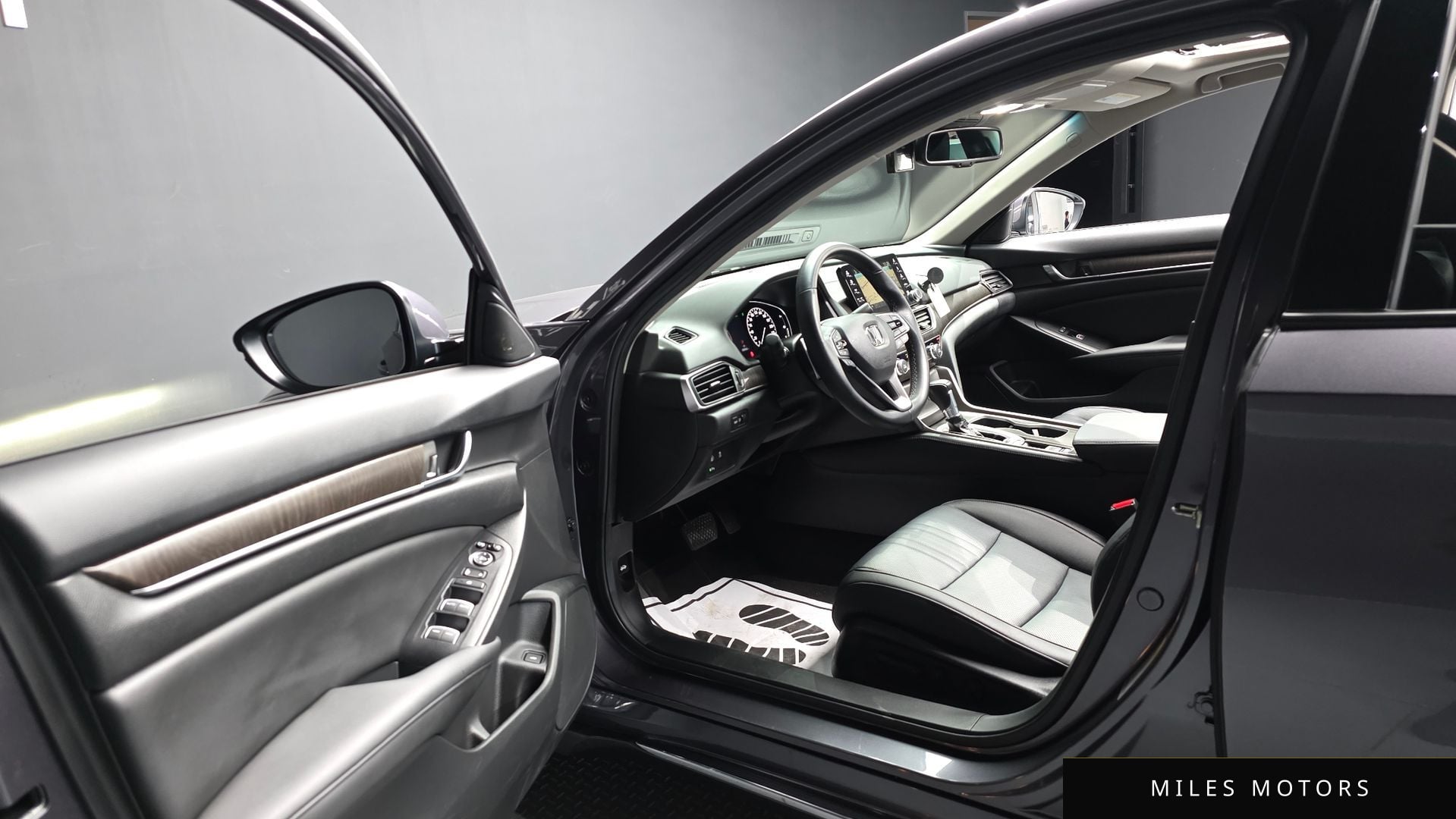 Honda Accord 2019 — миниатюра 10