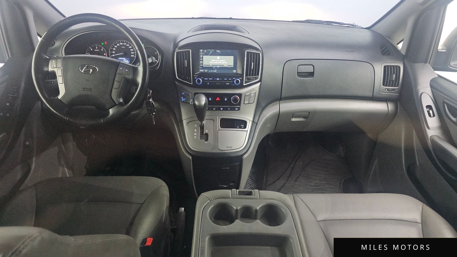 Hyundai Starex 2019 — миниатюра 10