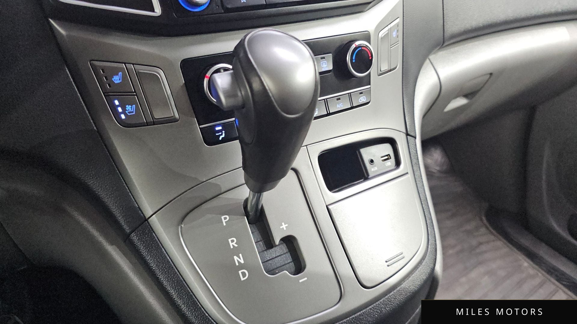 Hyundai Starex 2019 — миниатюра 12