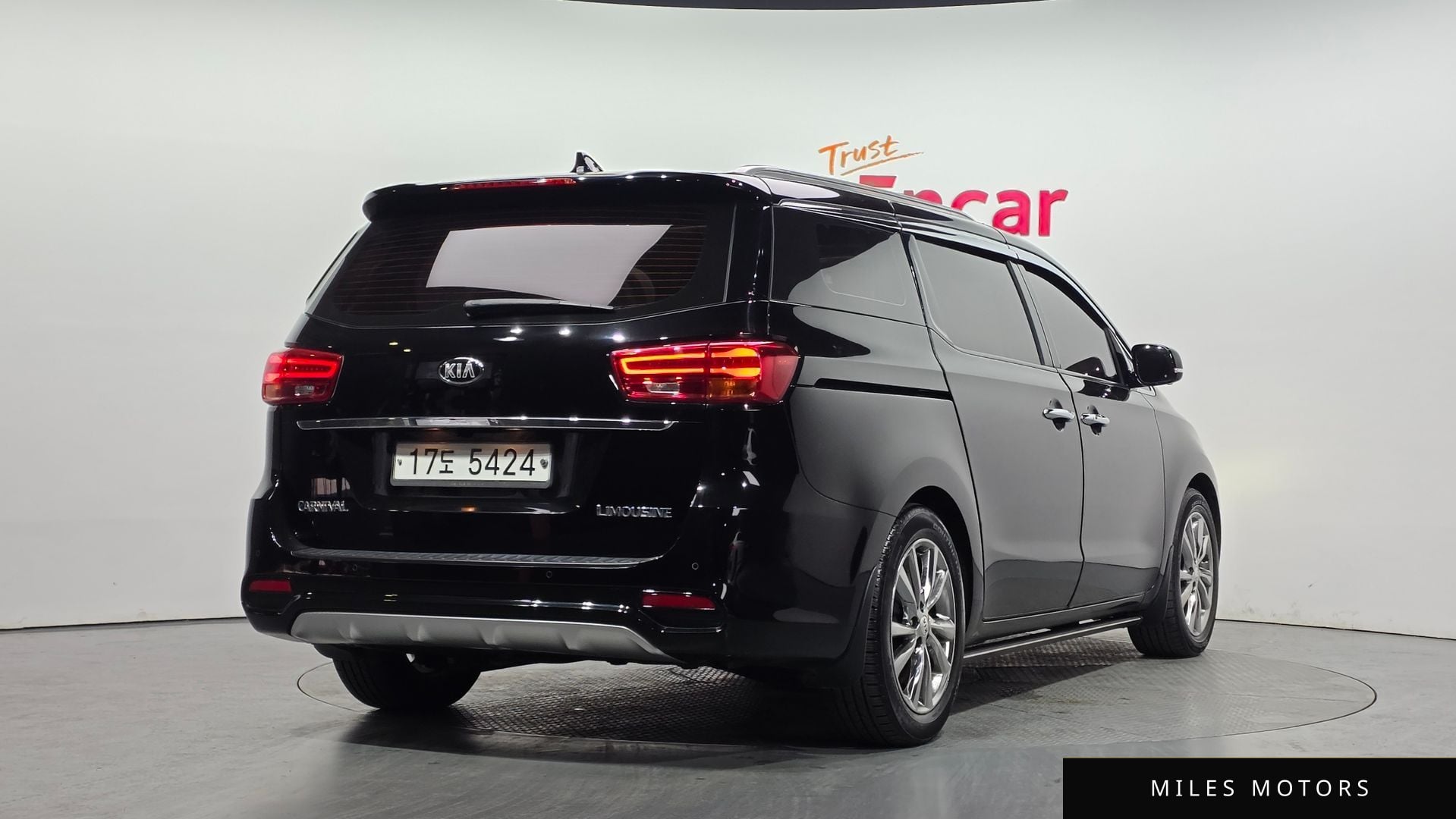 Kia Canival 2019 — миниатюра 2