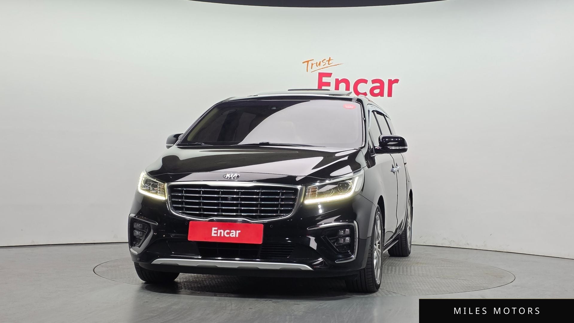 Kia Canival 2019 — миниатюра 3