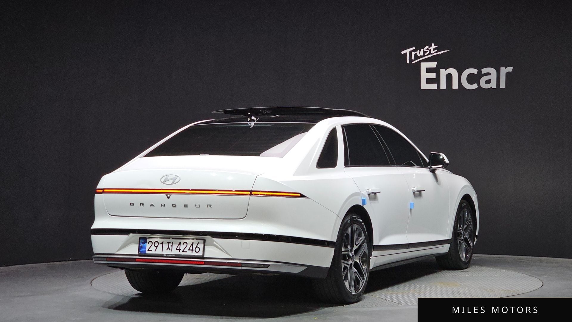 Hyundai Grandeur 2023 — миниатюра 2