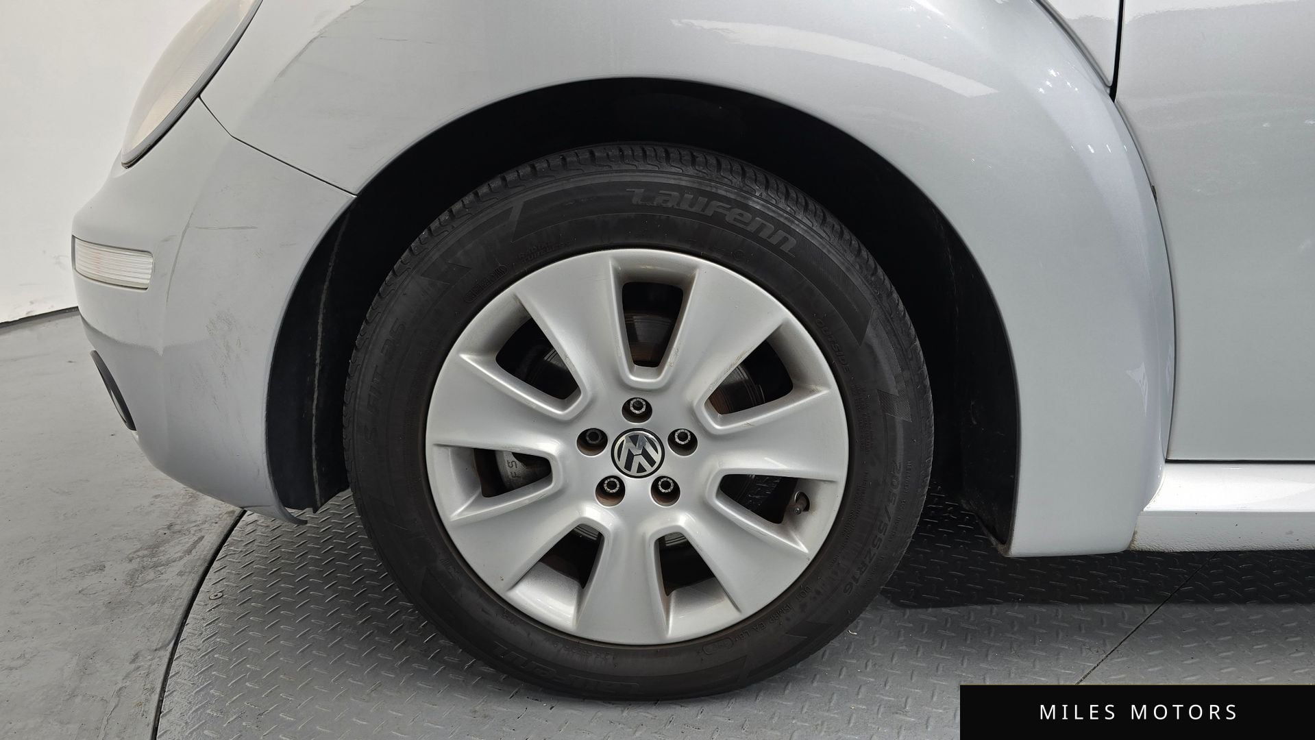 Volkswagen Beetle 2009 — миниатюра 5