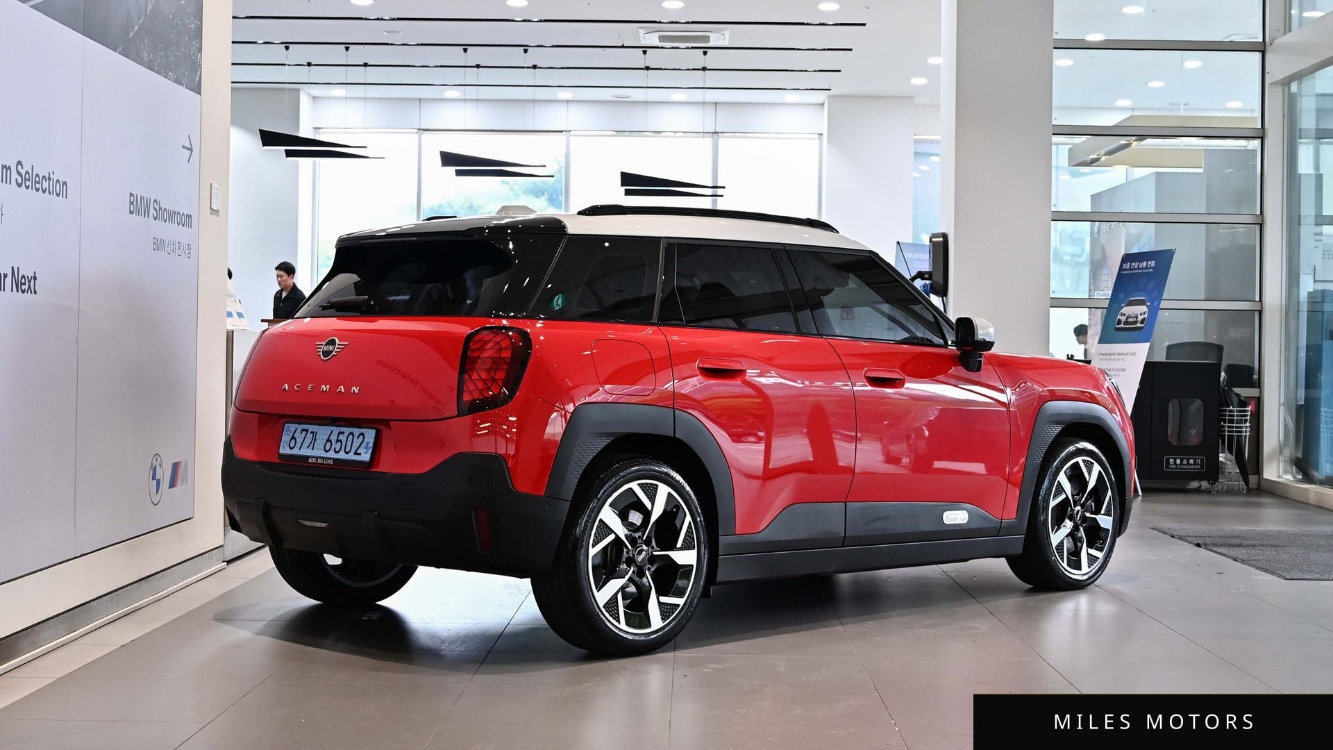 MINI Aceman 2025 — миниатюра 2