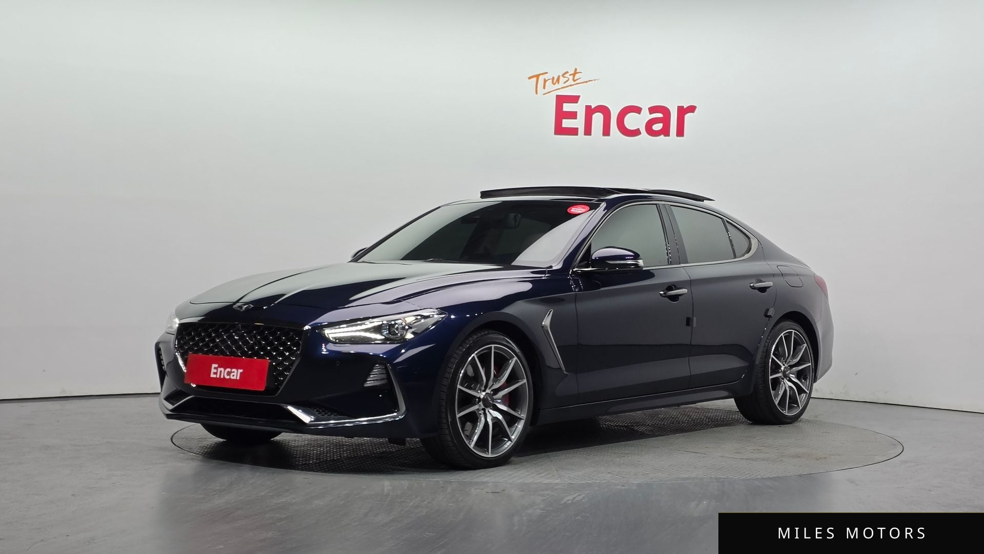 Genesis G70 2018 — фото 1 из 12