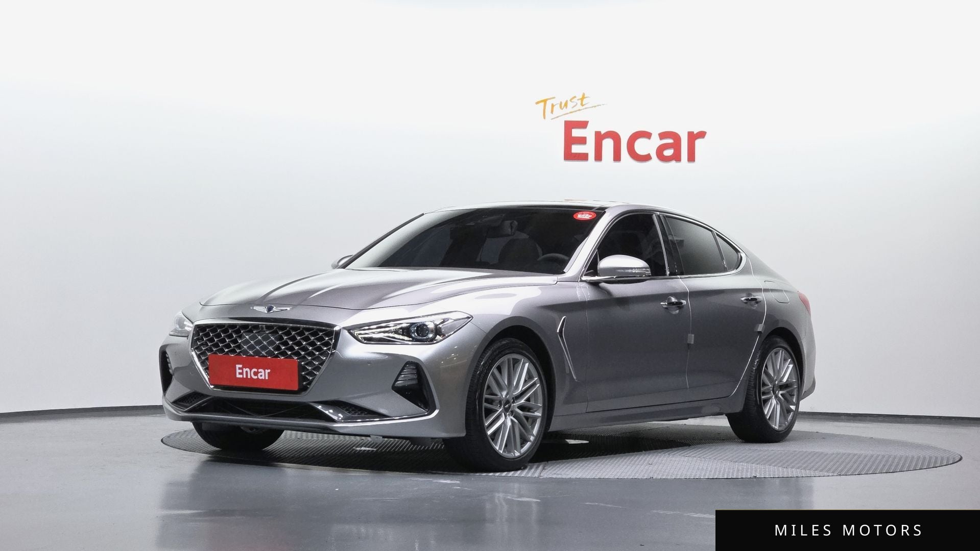 Genesis G70 2019 — фото 1 из 12