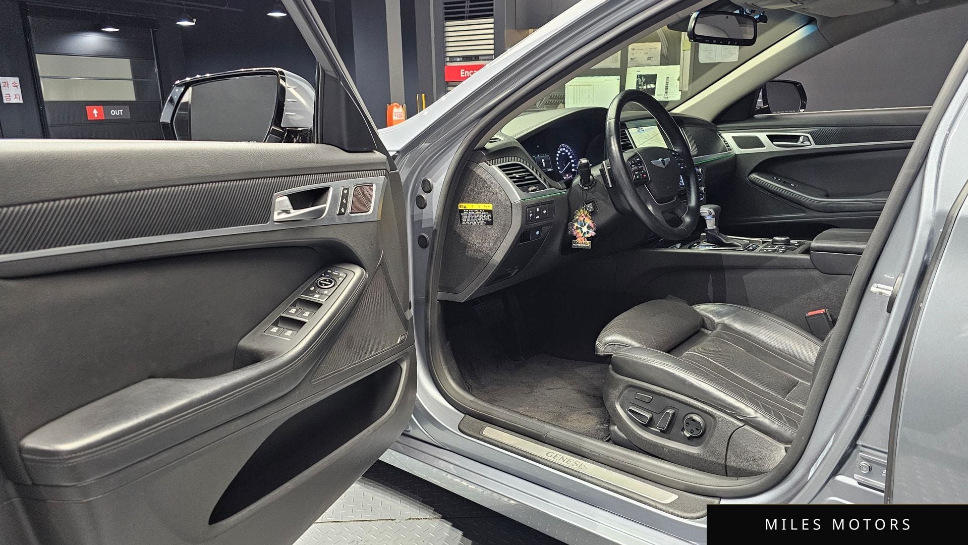 Hyundai Genesis 2014 — миниатюра 10