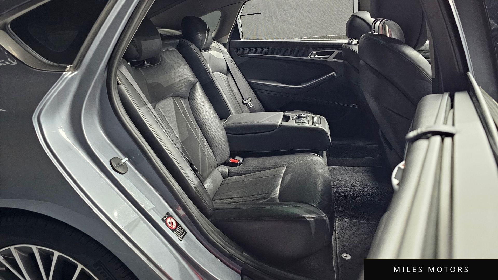 Hyundai Genesis 2014 — миниатюра 12