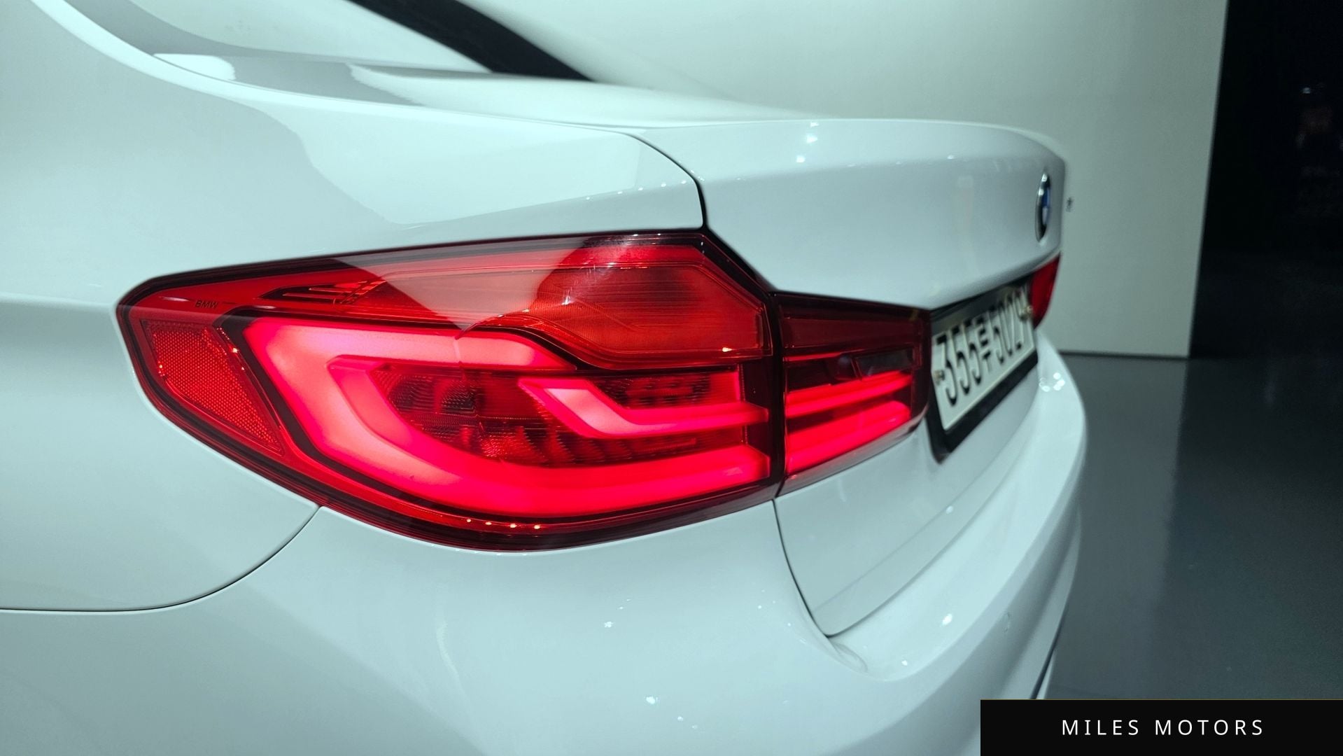 BMW 5 Series (G30) 2020 — миниатюра 9