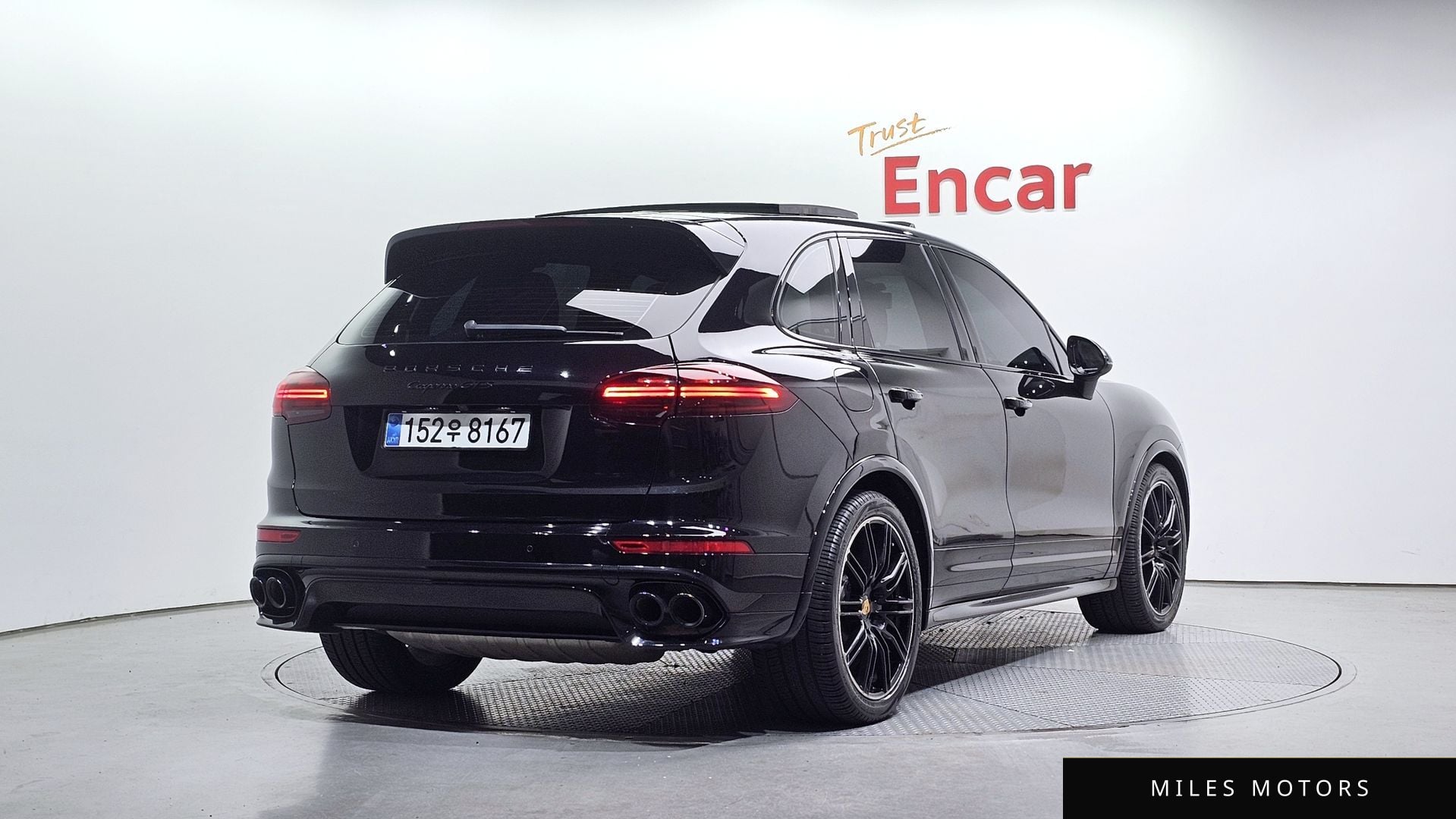 Porsche Cayenne 2017 — миниатюра 2