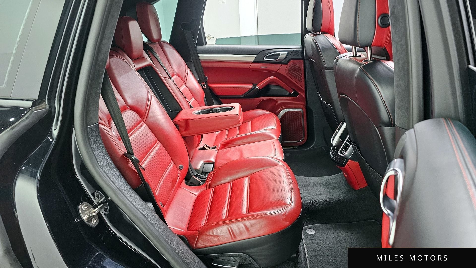 Porsche Cayenne 2017 — миниатюра 12