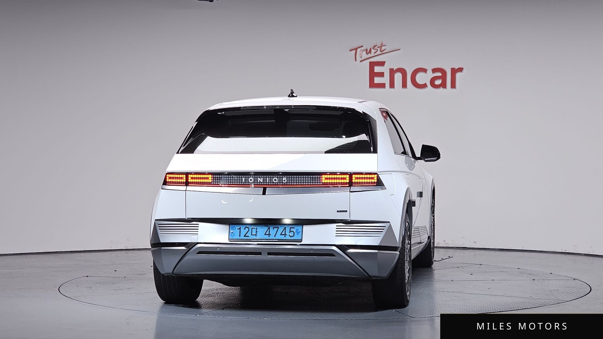 Hyundai Ioniq5 2022 — миниатюра 3