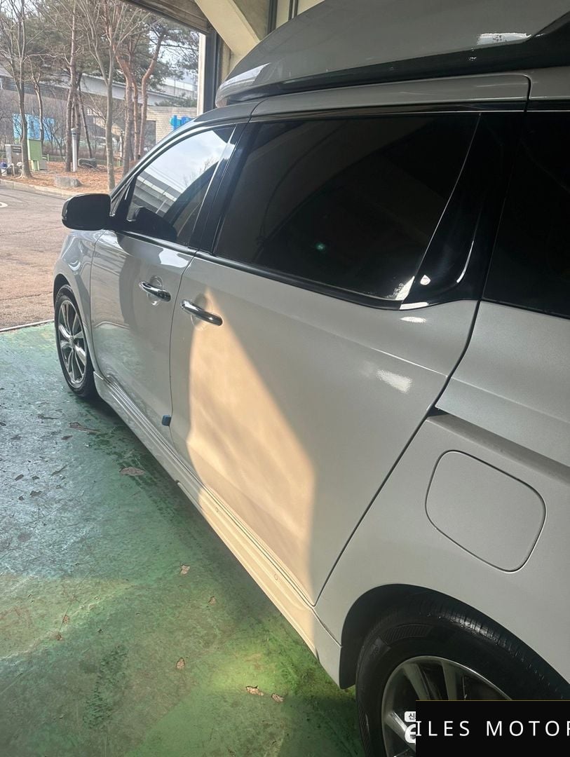 Kia Canival 2019 — миниатюра 2