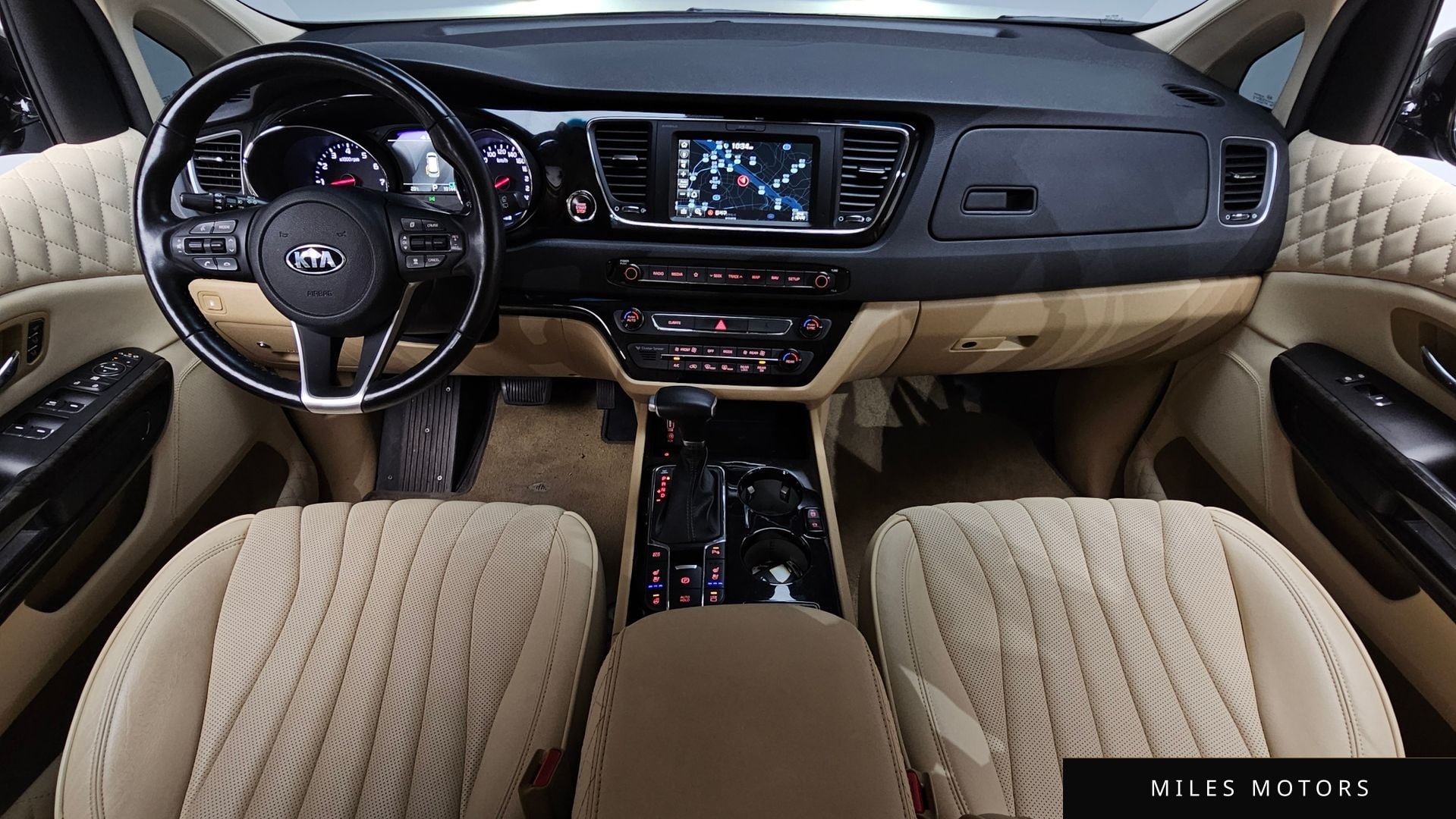 Kia Canival 2020 — миниатюра 9