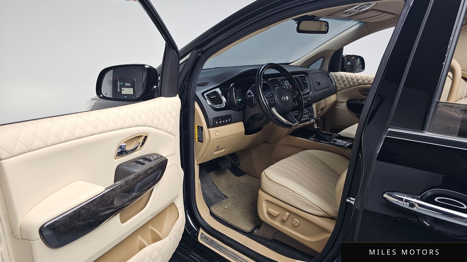 Kia Canival 2020 — миниатюра 12