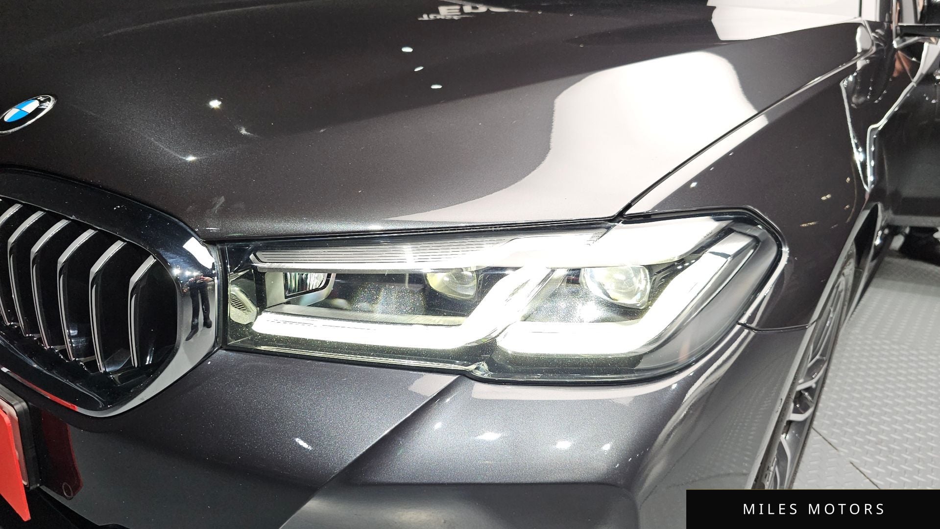 BMW 5 Series (G30) 2023 — миниатюра 8