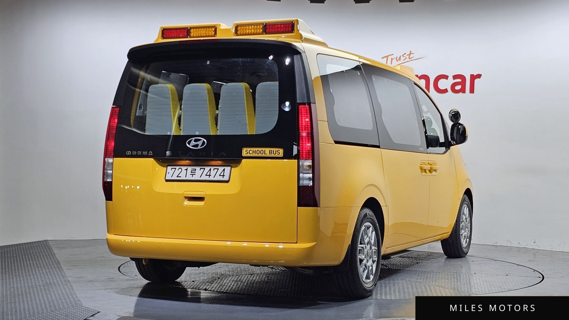 Hyundai Staria 2025 — миниатюра 2